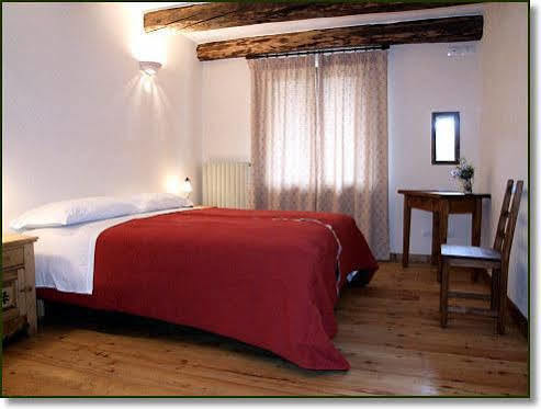Agriturismo Il Fiocco Césane Extérieur photo